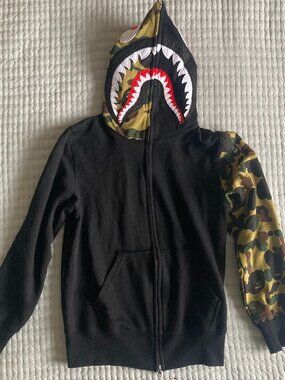 BAPE Shark Full Zip Hoodie WGM Tiger Split Camo Black Small NWT